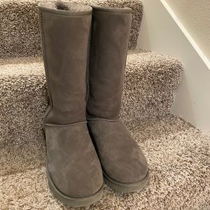 Tall Gray Uggs